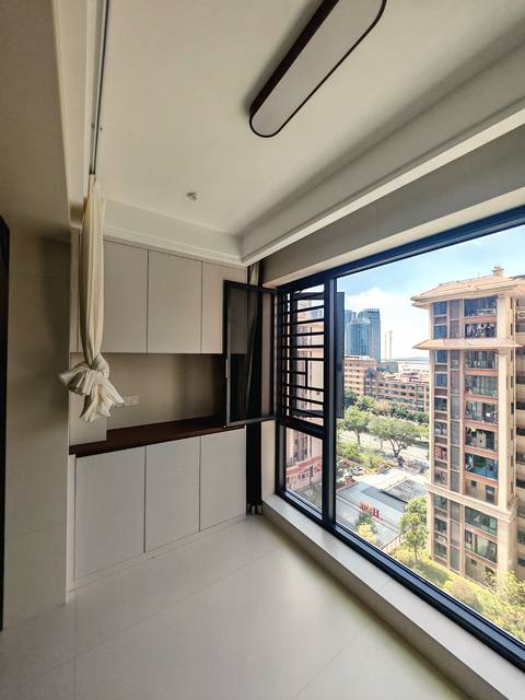 东海石头街花苑 8#1806 现代简约 工地实拍 2